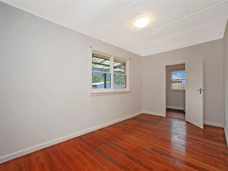 Fifth view of Homely house listing, 27 Ramu Pde, Heidelberg West VIC