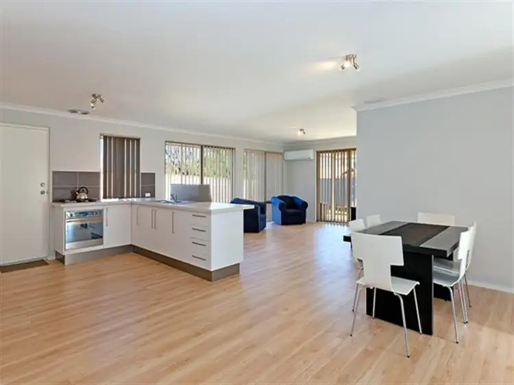 19 Bilya Gdns, Leda WA