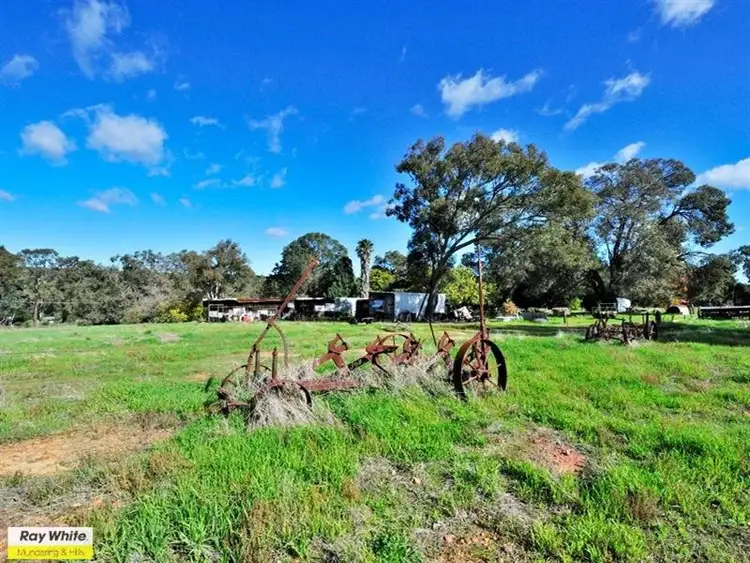 Fifth view of Homely house listing, 580 Goslin St, Sawyers Valley WA