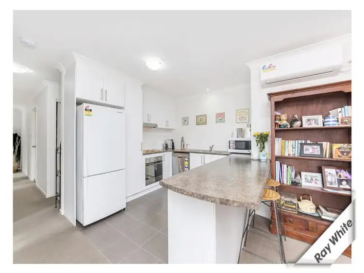 Fifth view of Homely house listing, 8 Pinner Pl, Macgregor ACT