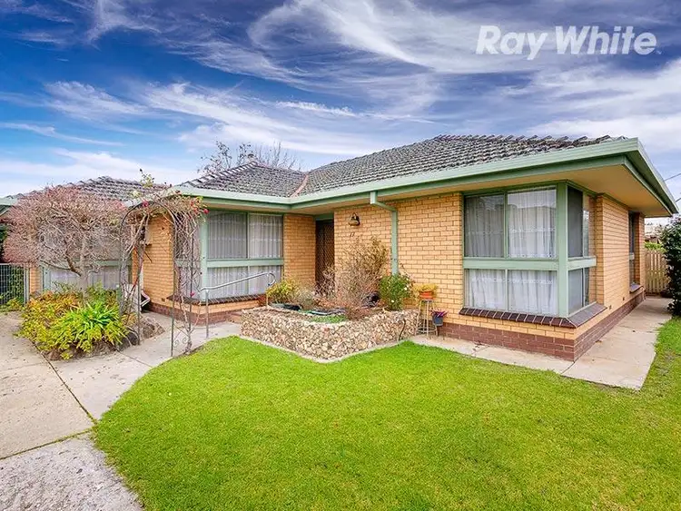 Main view of Homely house listing, 17 Pearce St, Wodonga VIC