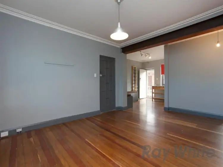 Fourth view of Homely unit listing, 14/76 Parkway Ave, Cooks Hill NSW