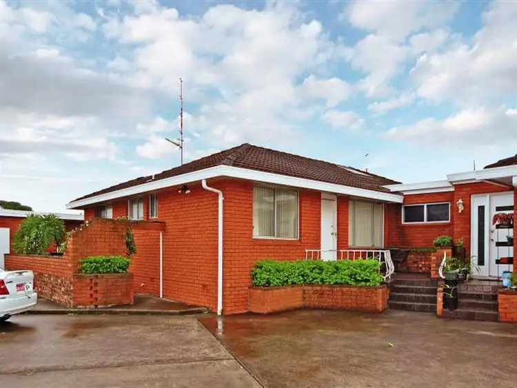 4/142 Pur Pur Ave, Lake Illawarra NSW