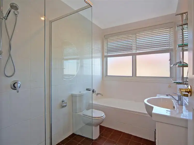 Sixth view of Homely house listing, 1 Knoll Dr, Shell Cove NSW