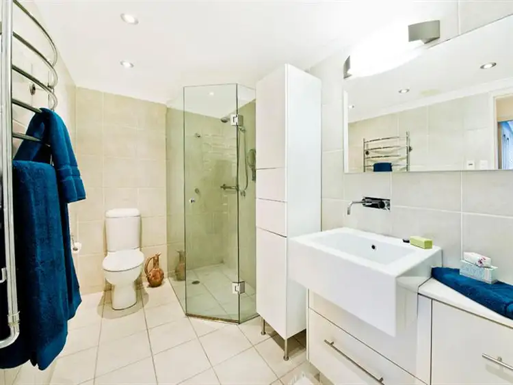 Sixth view of Homely apartment listing, 16/37 Paul St, Bondi Junction NSW