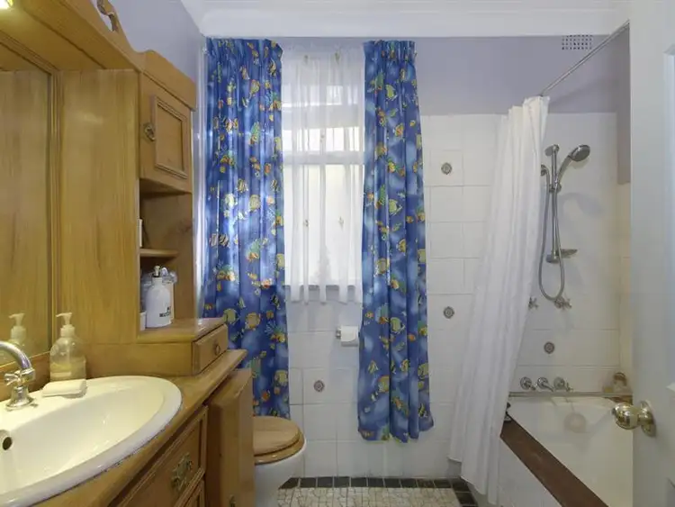Sixth view of Homely house listing, 4 Oxford Rd, Dapto NSW