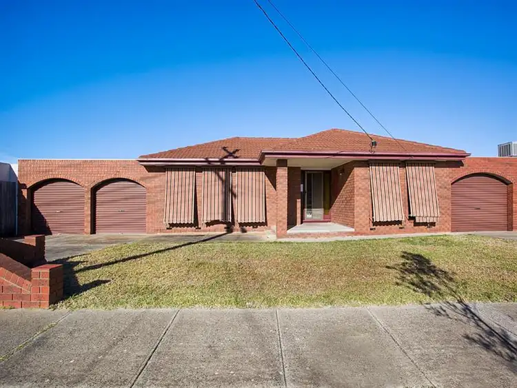 69 Evergreen Ave, Albanvale VIC