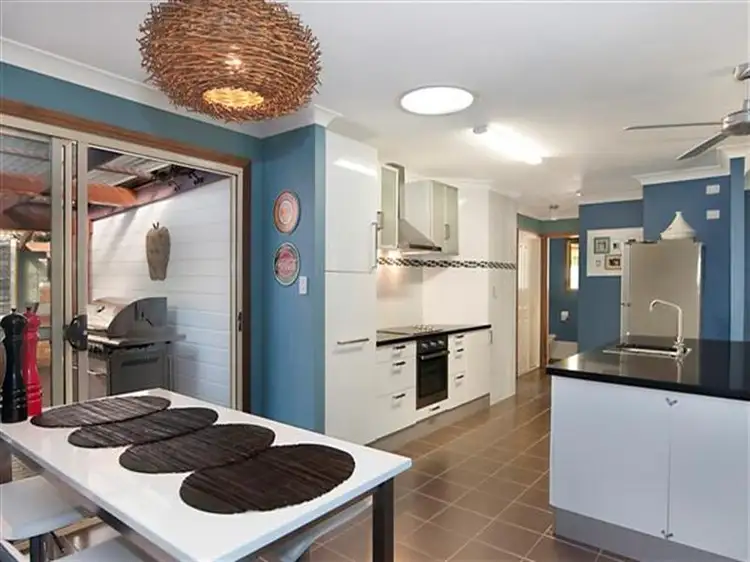 Third view of Homely house listing, 2/10 Hervey St, Windermere Park NSW