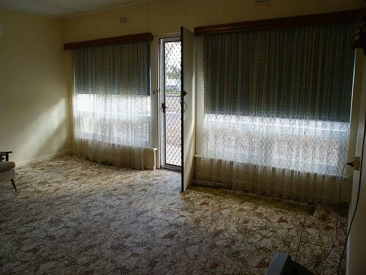 Second view of Homely house listing, 15 Mawson Ave, Tailem Bend SA