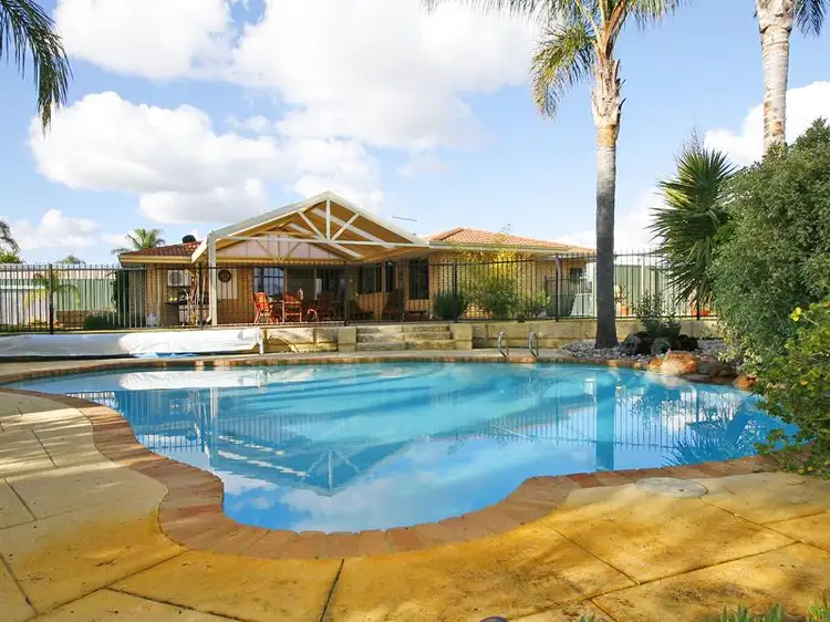 18 Spinnaker Crst, Ballajura WA