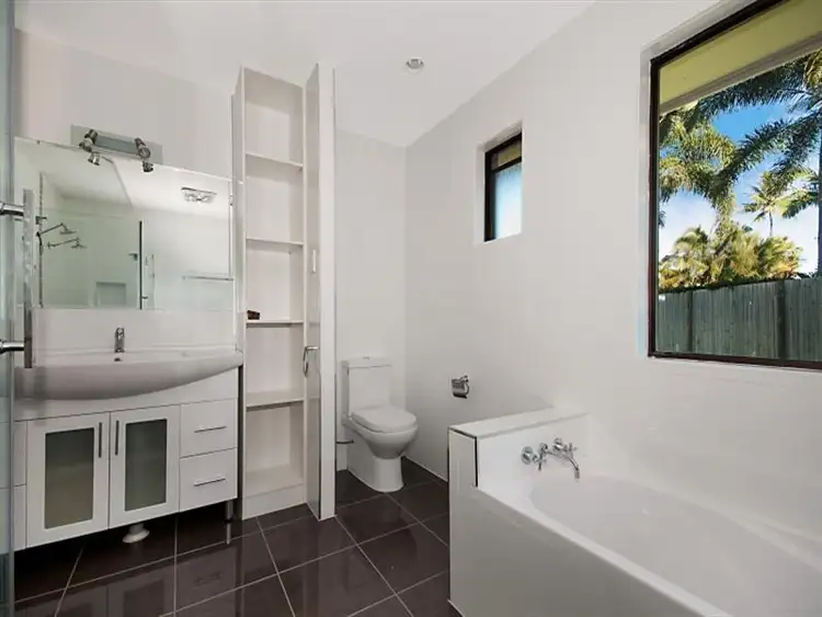 Sixth view of Homely house listing, 3 Louise Ct, Andergrove QLD