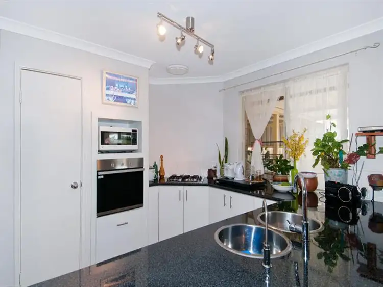 Fifth view of Homely house listing, 21 Hillcrest Ct, Port Kennedy WA