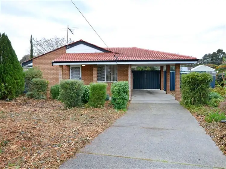 12 Melba Pl, Westminster WA