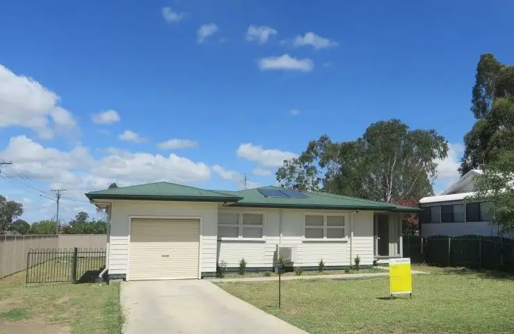 2 Beitz Street, Roma QLD 4455