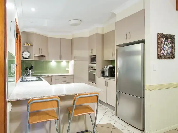 13 Merry St, Bulimba QLD
