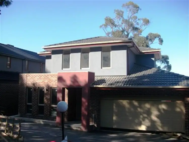 Main view of Homely townhouse listing, 4/557 Canterbury Rd, Vermont VIC