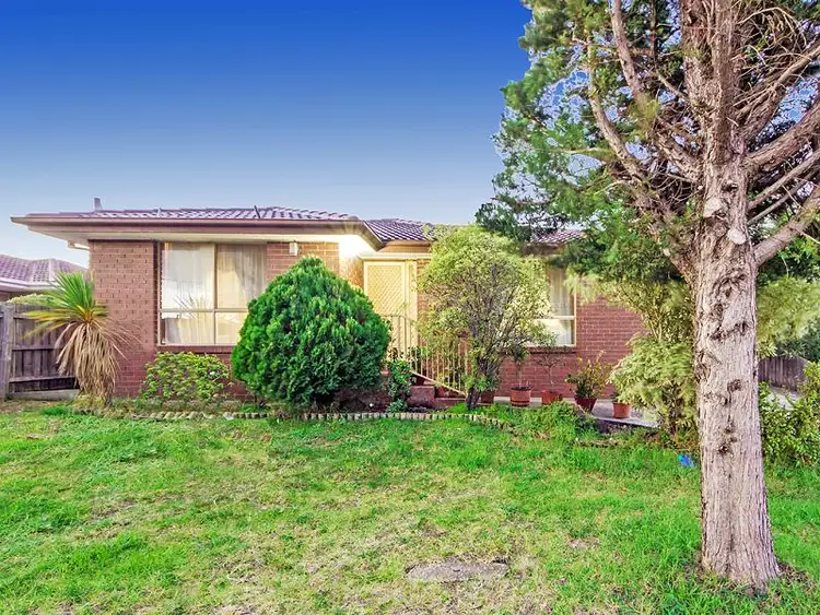 4 Herald Walk, Kings Park VIC