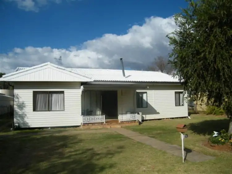 21 Claydon St, Chinchilla QLD