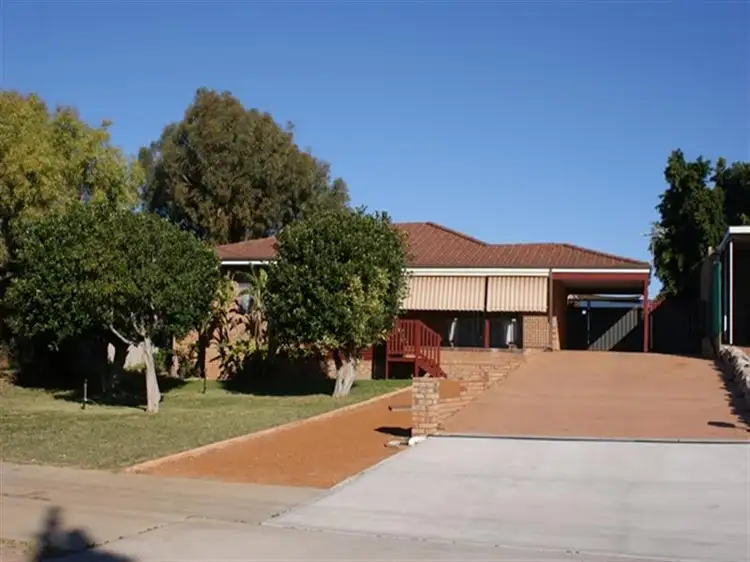 31 Church St, Dongara WA