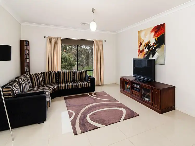 Second view of Homely house listing, 7 Vienna Ct, Mount Barker SA