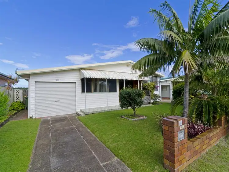 300 Adina Ave, Bilinga QLD