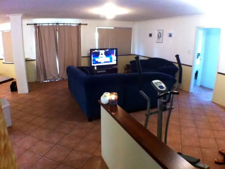 Second view of Homely house listing, 6 Floyd Cross, Usher WA