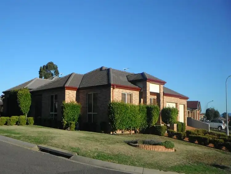 1 Kurria Cl, Hillvue NSW