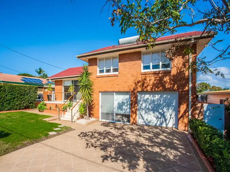 33 Hibiscus Ave, Redcliffe QLD