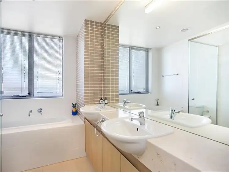 Fourth view of Homely unit listing, 1/1 Scott St, Newcastle NSW