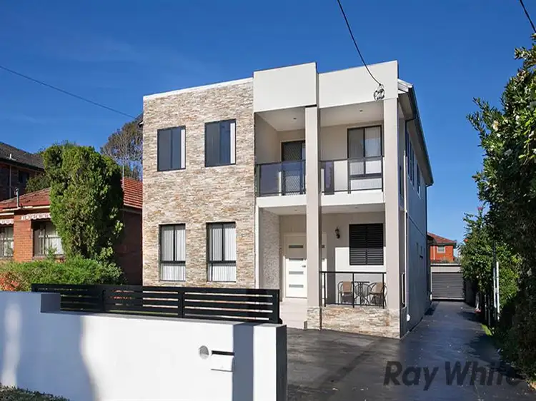 5 Kinsel Ave, Kingsgrove NSW