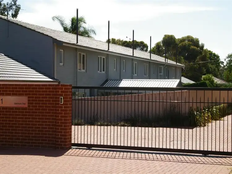 Sixth view of Homely house listing, 1/31 Markham Way, Balga WA