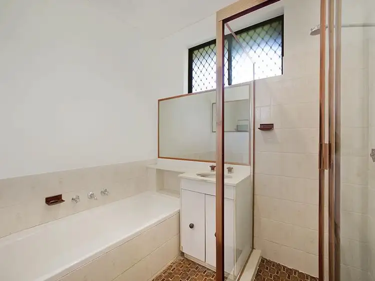 Third view of Homely villa listing, 6/20-22 Toronto Pde, Jannali NSW