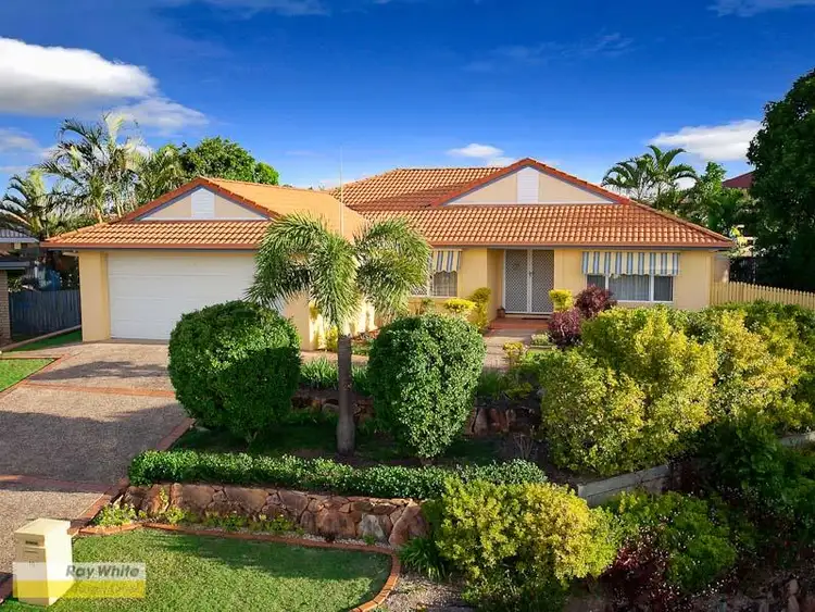 10 Duet Ct, Eatons Hill QLD