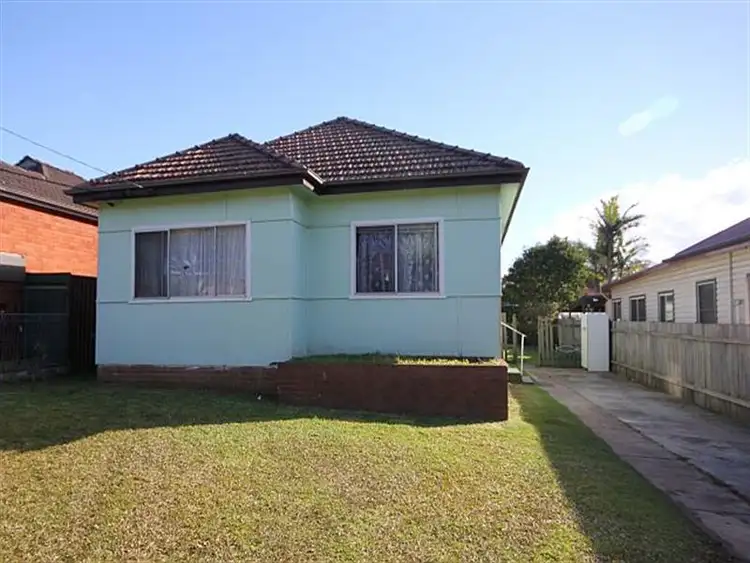 18 Rangers Rd, Yagoona NSW