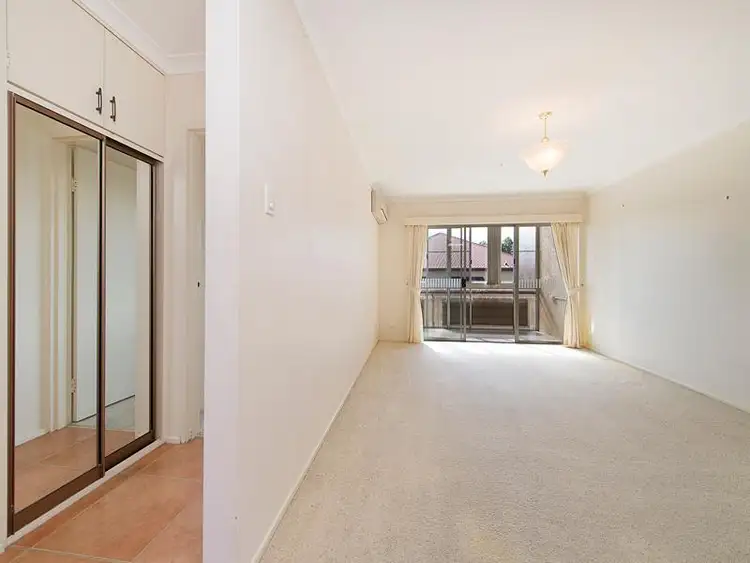 Third view of Homely unit listing, 4/338 Cavendish Rd, Coorparoo QLD