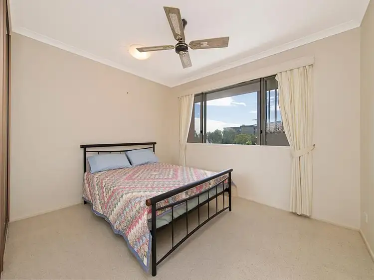 Fourth view of Homely unit listing, 4/338 Cavendish Rd, Coorparoo QLD