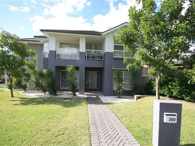 280 Mount Annan Dr, Mount Annan NSW