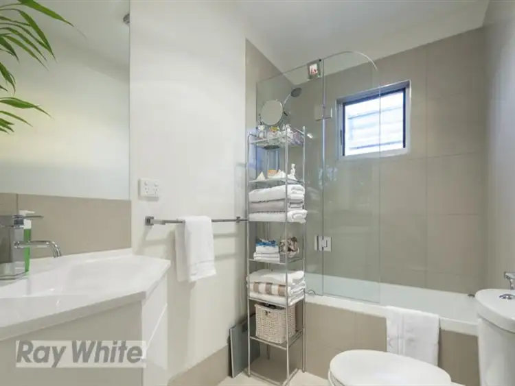 Fifth view of Homely unit listing, 1/2 Birch St, Greenslopes QLD