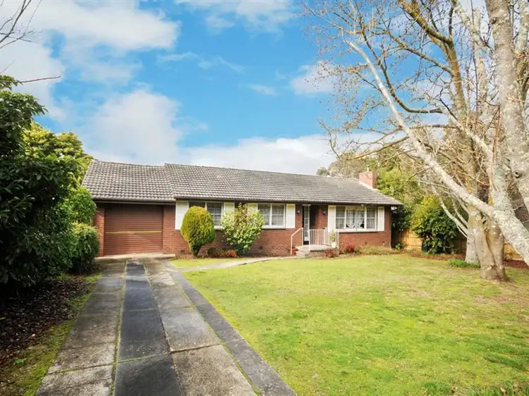 Main view of Homely house listing, 4 HENTY Ct, Croydon VIC
