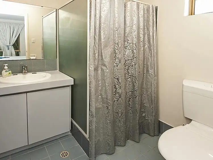 Sixth view of Homely house listing, 8 Gloucester Ct, Willetton WA