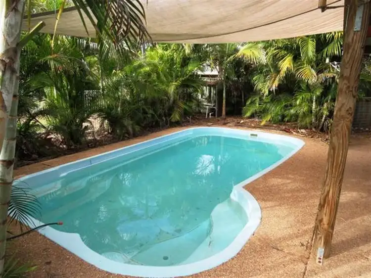 Fifth view of Homely house listing, 8 Alamein Dr, Emerald QLD