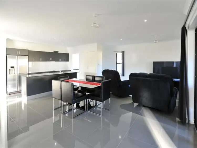 6 Twin Creek Ct, Cannonvale QLD