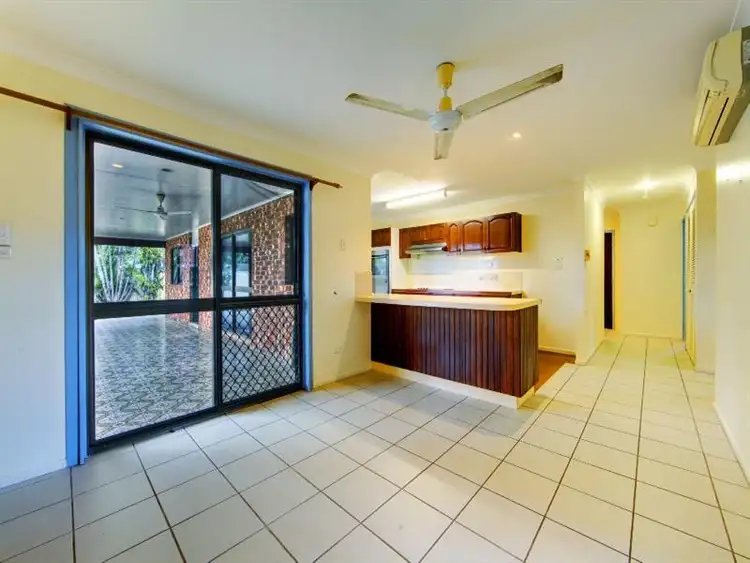 Sixth view of Homely house listing, 8 Begonia Ct, Annandale QLD