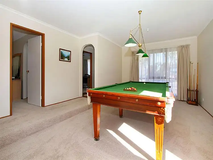 Sixth view of Homely house listing, 10 Daphne Cl, Mill Park VIC