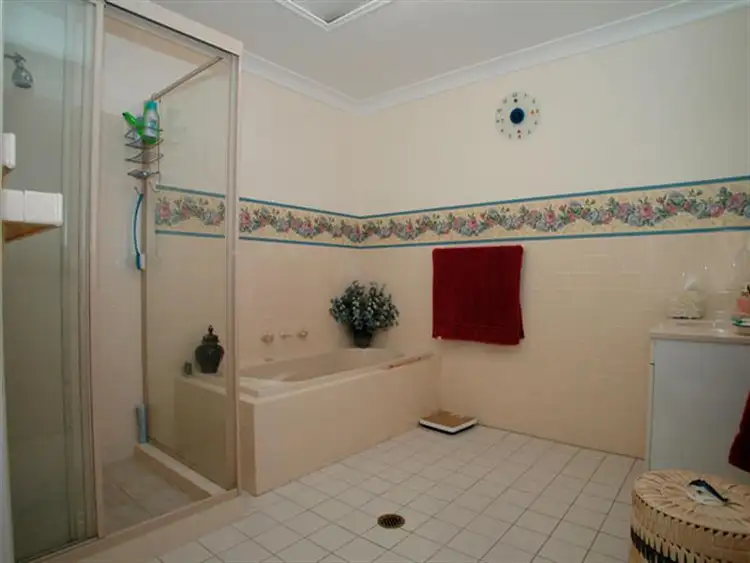 Fifth view of Homely house listing, 2/14 Huon Cres, Albion Park NSW