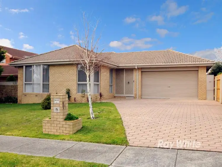 37 Vista Cres, Rowville VIC