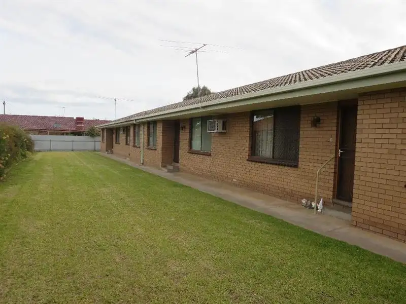 Main view of Homely unit listing, 2/535 Schaefer St, Lavington NSW