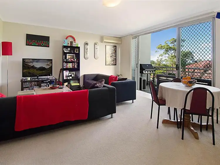 Main view of Homely unit listing, 207/18 Richmond Rd, Morningside QLD