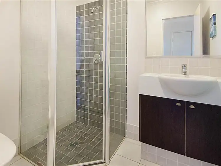 Fifth view of Homely unit listing, 207/18 Richmond Rd, Morningside QLD