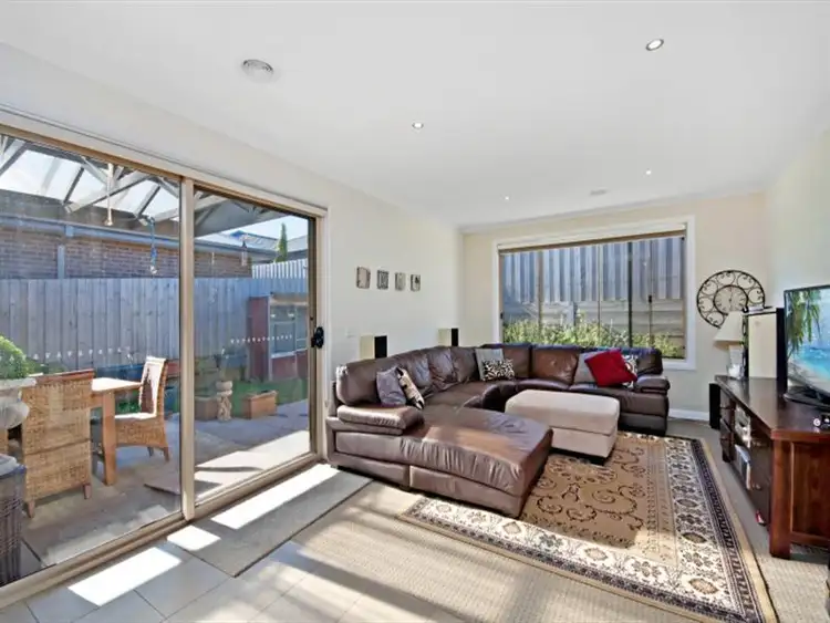Sixth view of Homely house listing, 2 Hakea Ct, Warrnambool VIC